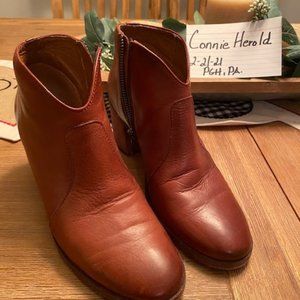 Frye Nora Zip Bootie